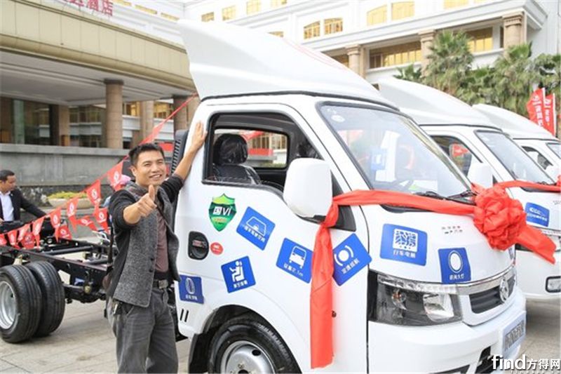 零跑突破，欧洲市场小型电动车的新机遇与挑战解析